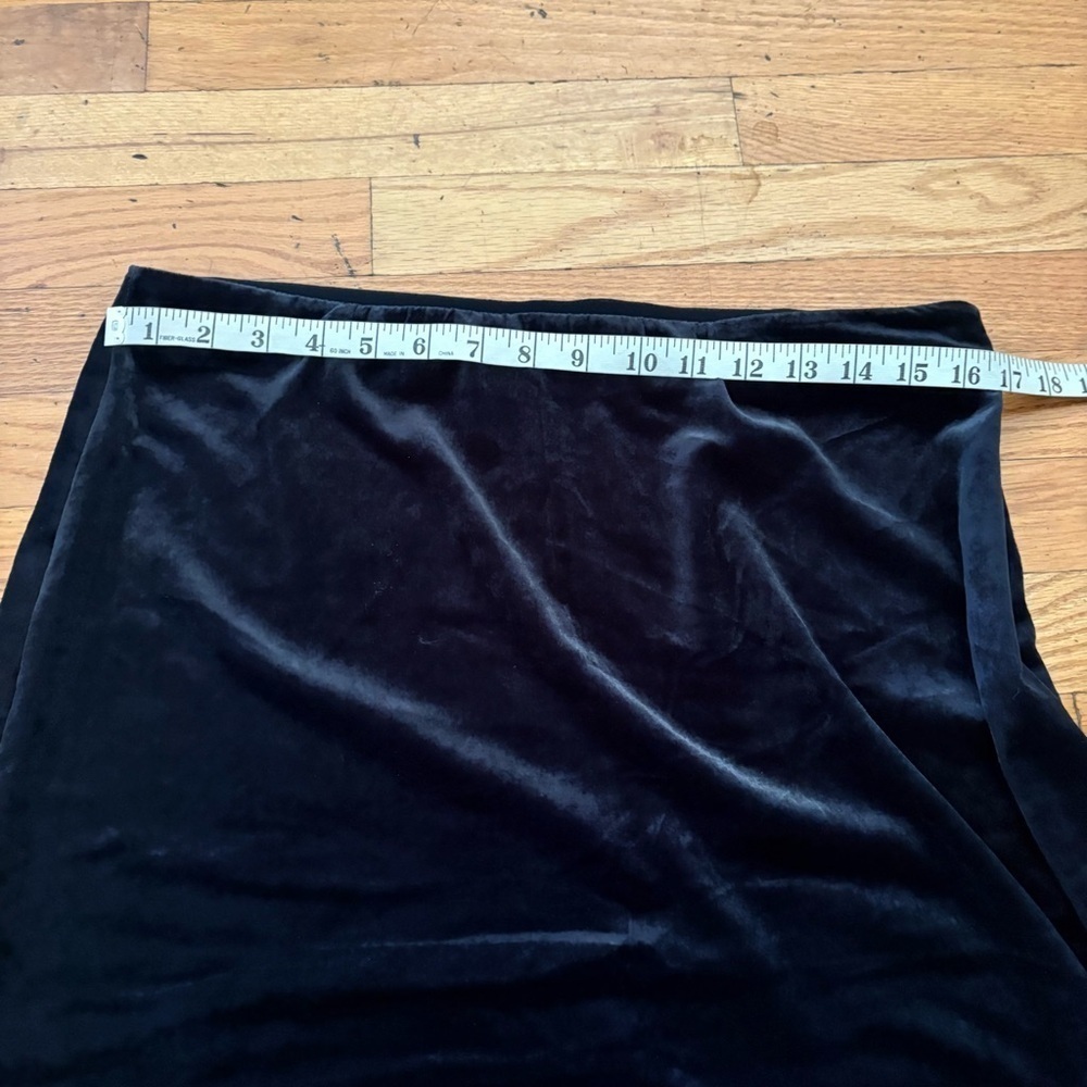 Splendid Black Velvet Maxi Skirt Size Large - Picture 3 of 8